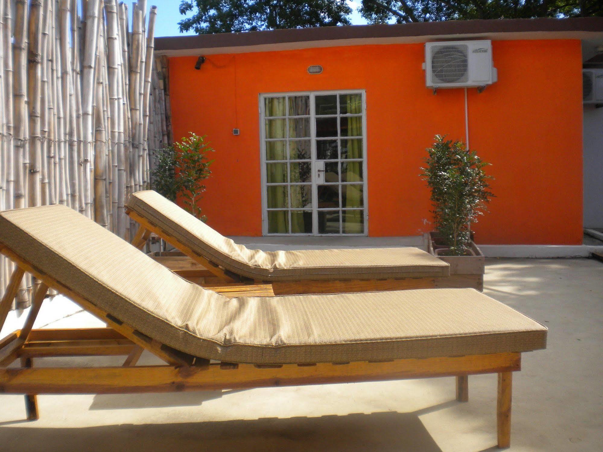 Guest House Chez Jacques 塔马兰 外观 照片