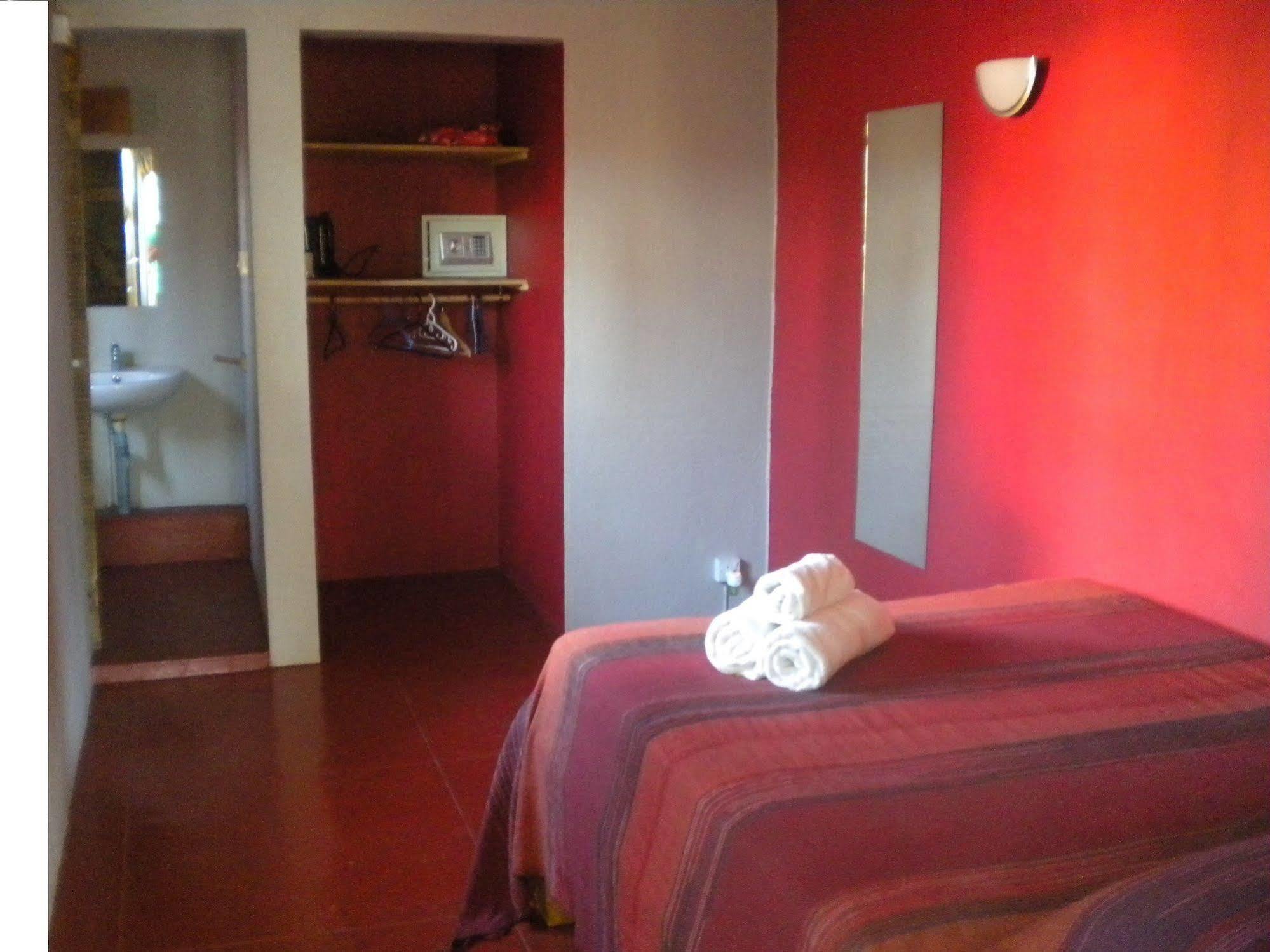 Guest House Chez Jacques 塔马兰 外观 照片